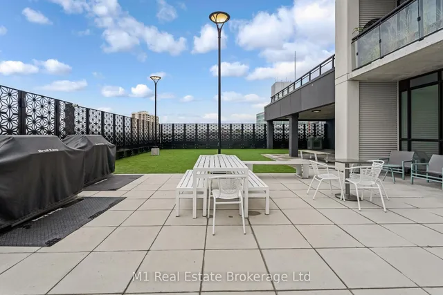 Additional image 18 of 60 Charles St Unit 3001