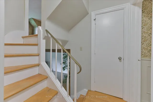 Additional image 21 of 9 Edenbridge Dr