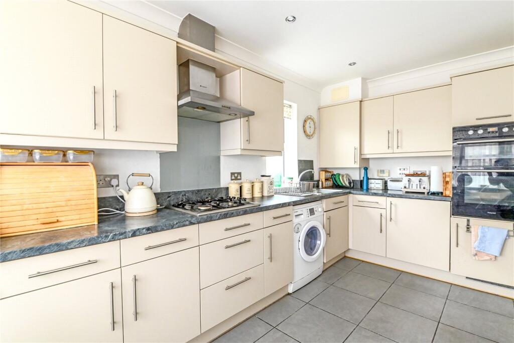 Additional image 12 of Chestnut Grove, New Milton, Hampshire, BH25