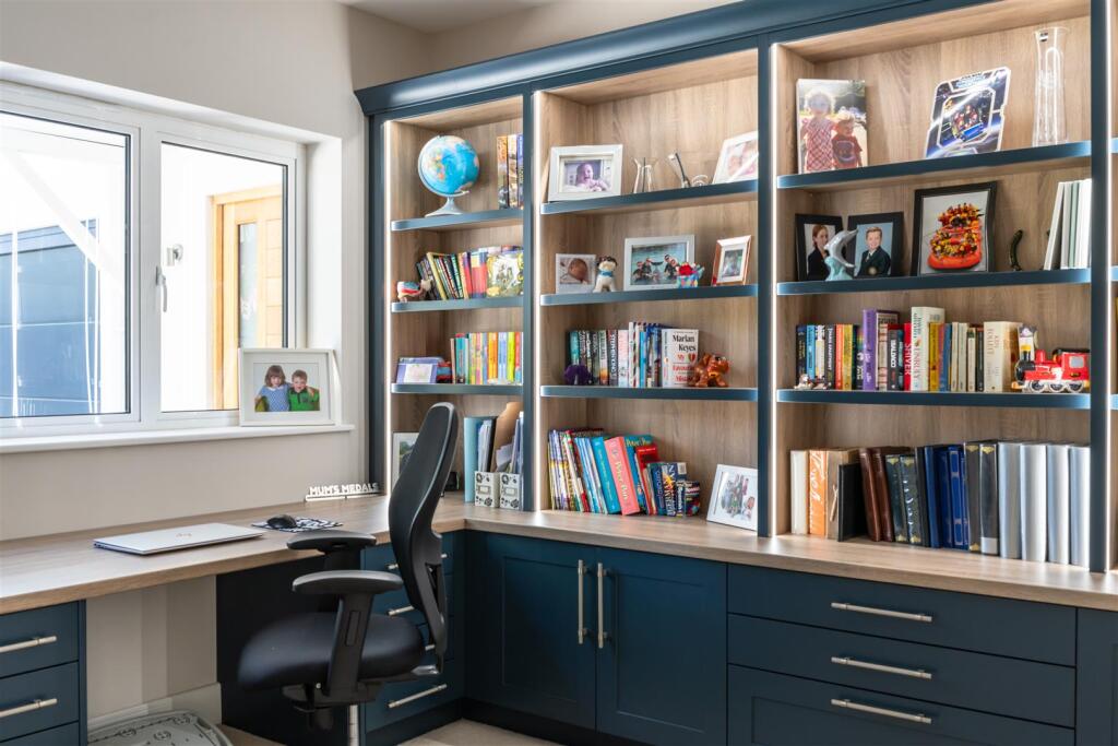 Additional image 11 of Martello Road, Branksome Park