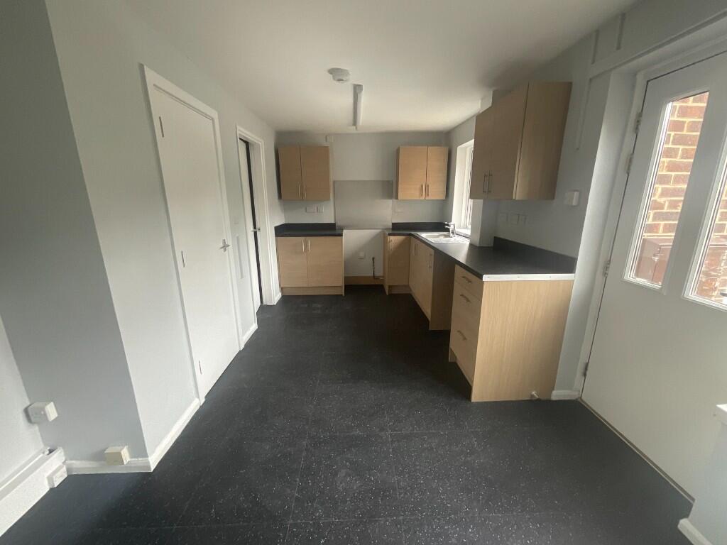 Additional image 16 of Three Bedroom, End Terrace House, Broadfield Close, Bradford, West Yorkshire, BD4