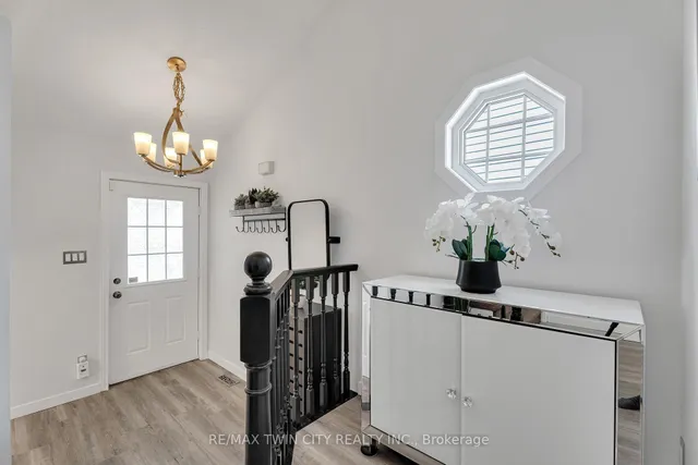 Additional image 5 of 4 Orchid Cres