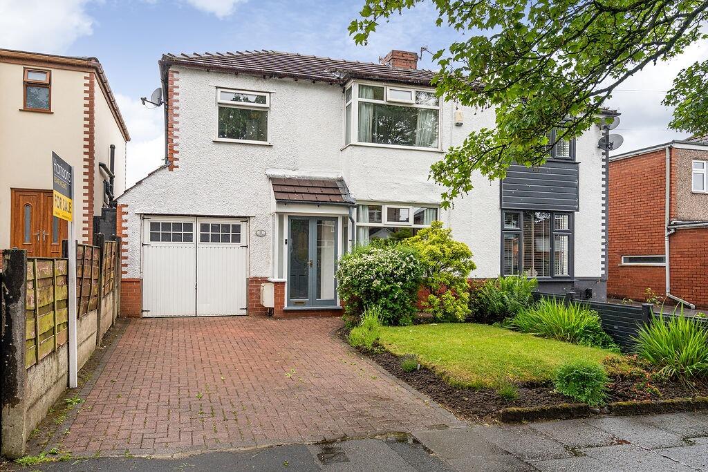 Broadway, Farnworth, Bolton, Lancashire, BL4