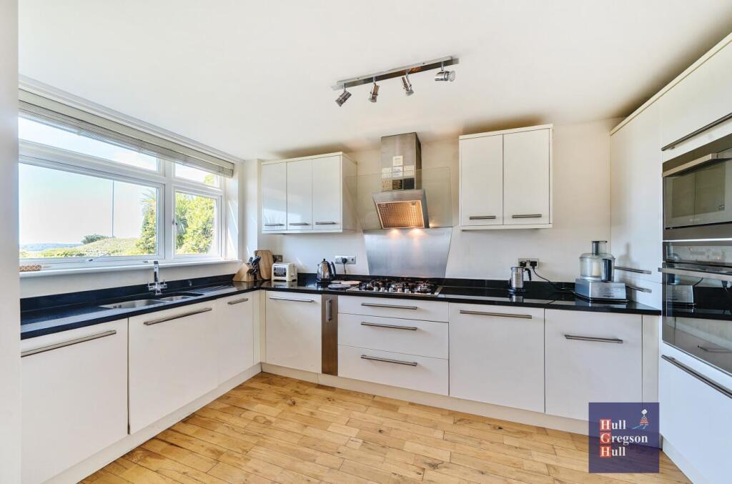 Additional image 4 of 387 Sandbanks Road, Poole