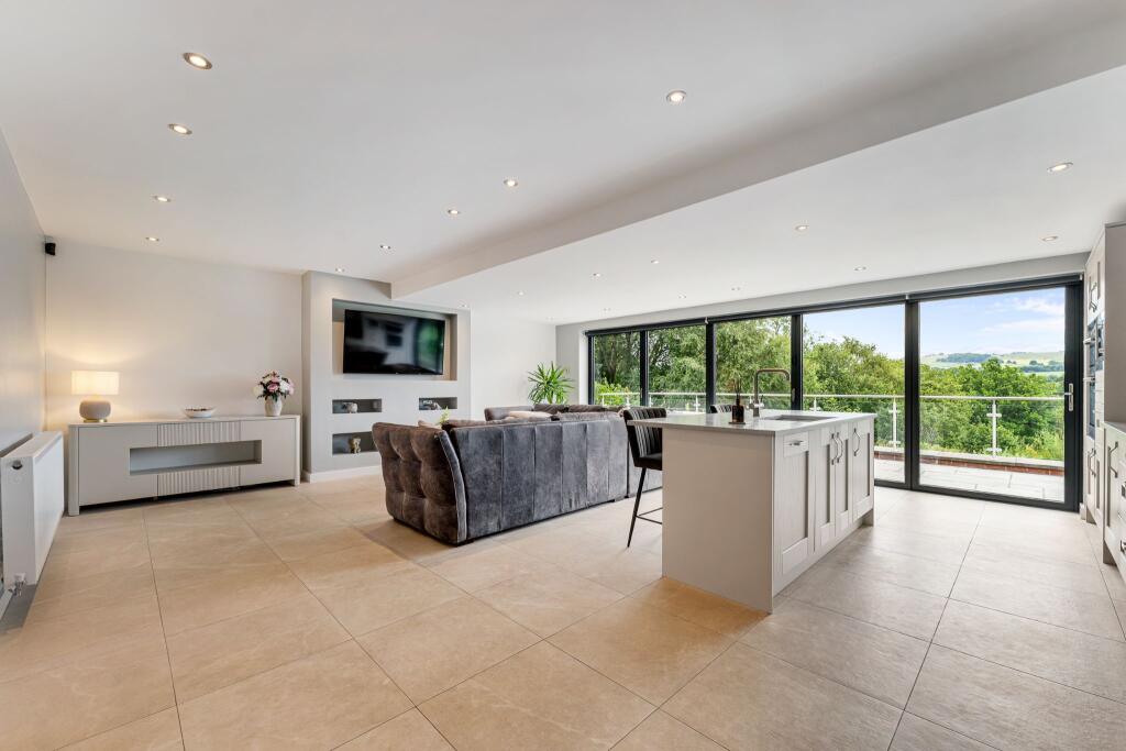 Additional image 9 of Hillside Avenue, Bromley Cross, Bolton, BL7