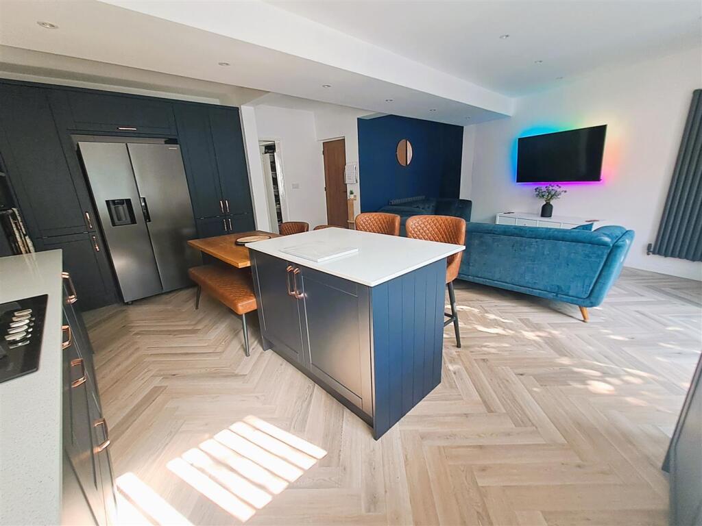 Additional image 5 of Beverley Grove, Sheldon, Birmingham