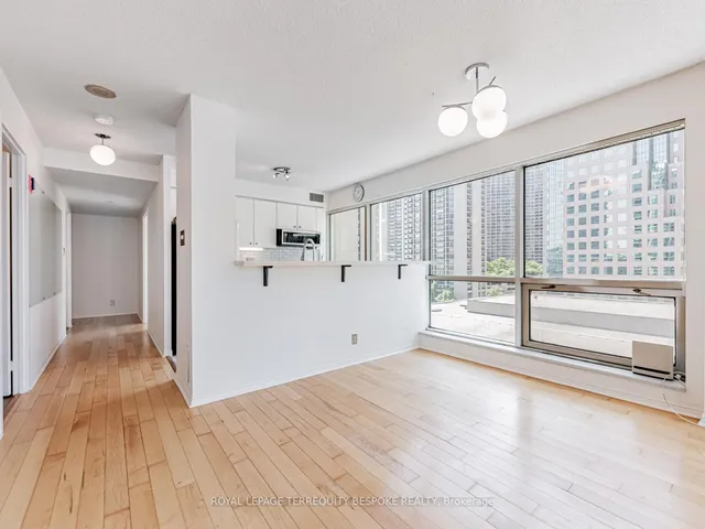 Additional image 13 of 10 Queens Quay Unit 811