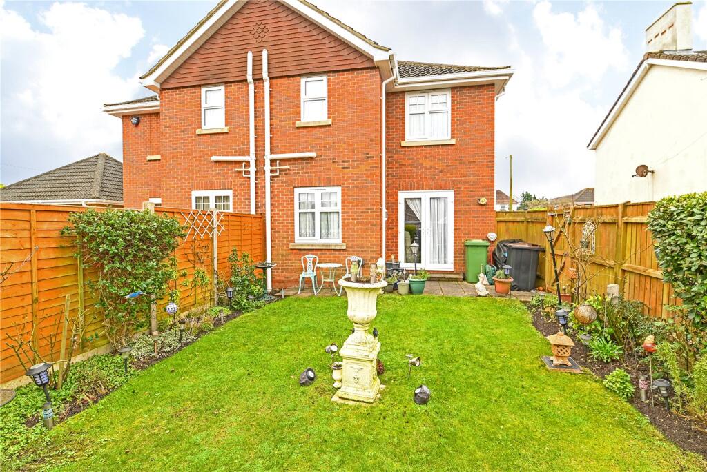 Additional image 13 of Chestnut Grove, New Milton, Hampshire, BH25