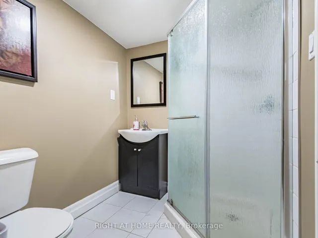 Additional image 40 of 303 KRUG St