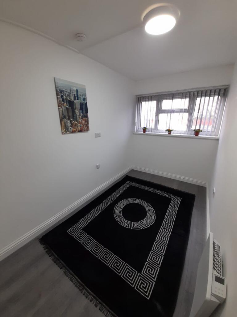 Additional image 3 of Flat ,  Erskine Street, Birmingham