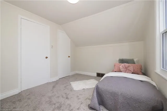 Additional image 30 of 195 Sixth Ave