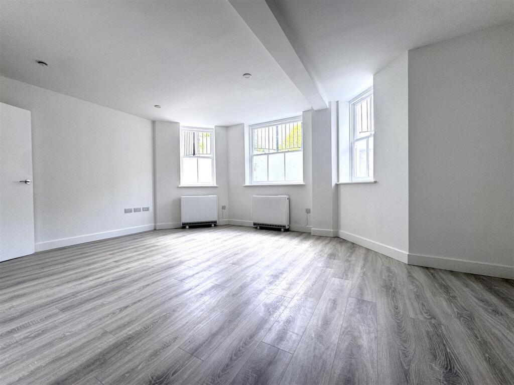 Additional image 14 of Hartington Place, Eastbourne BN21 3BG