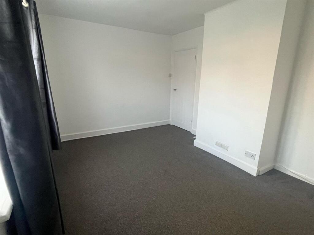 Additional image 6 of Dellfield Road, Hatfield