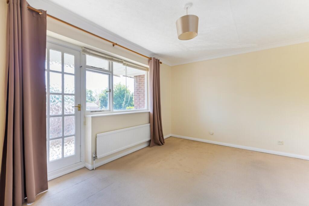 Additional image 3 of Rowan Close St Albans AL4