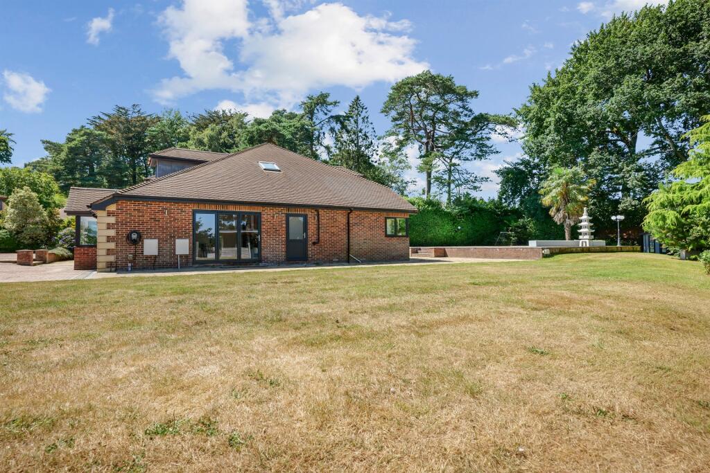 Additional image 28 of Broadstone