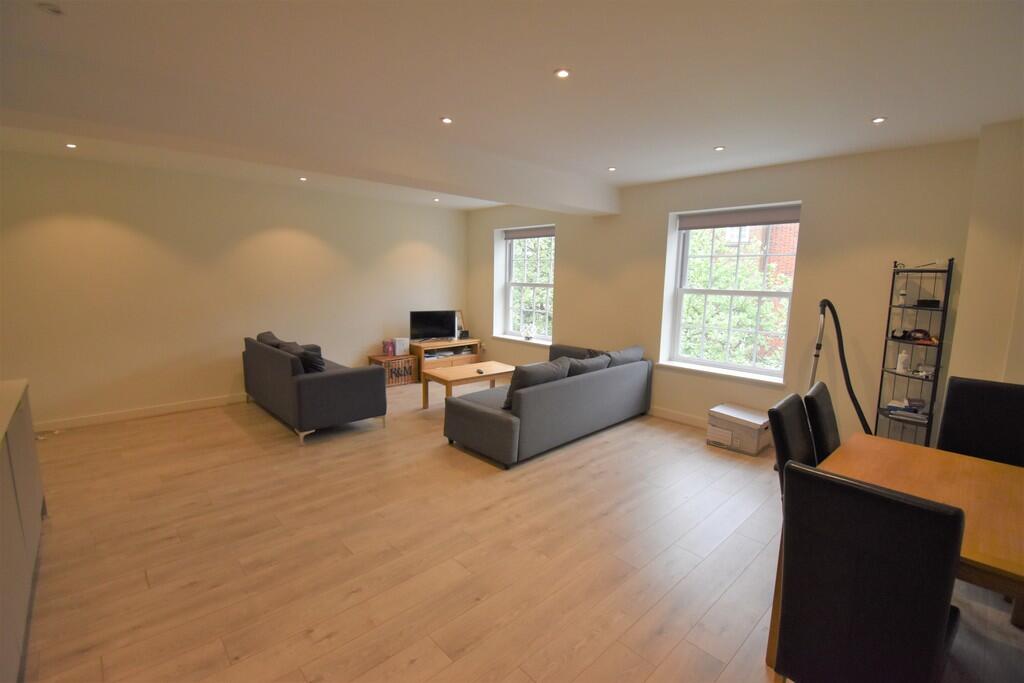 Additional image 4 of Stonehills, Welwyn Garden City