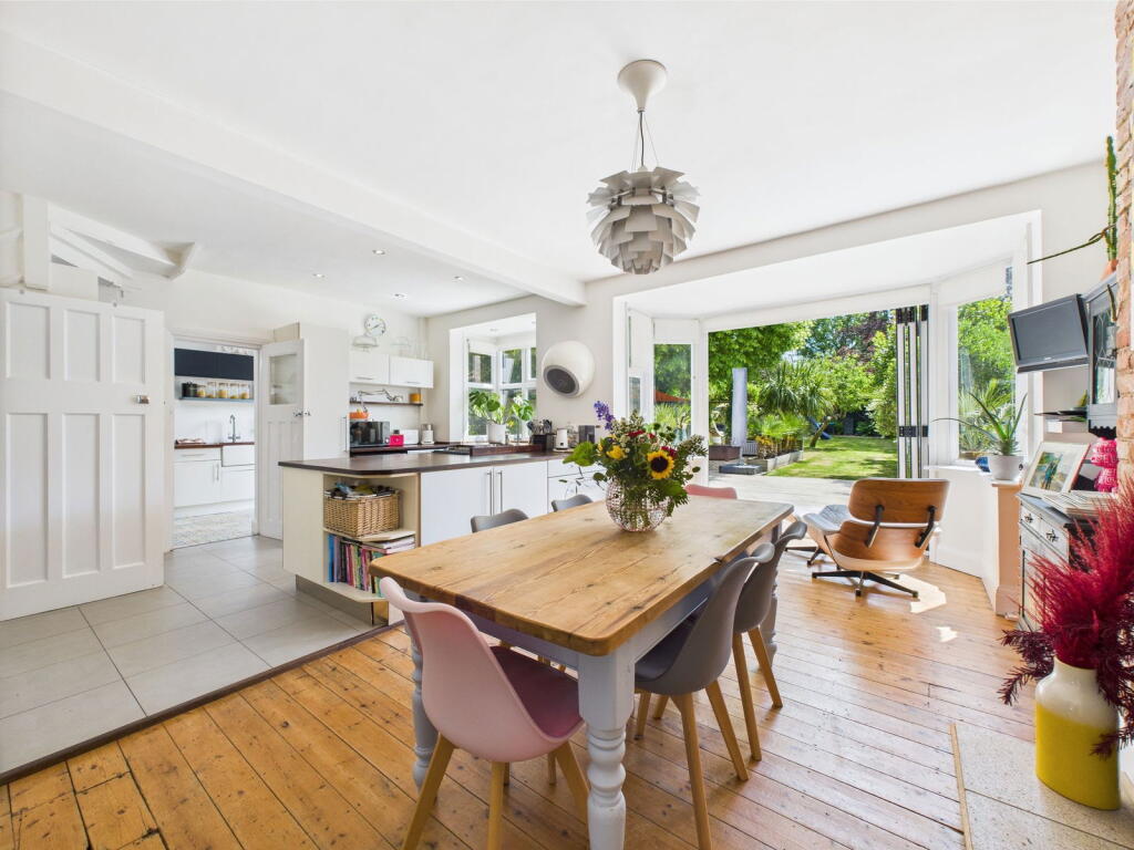 Additional image 31 of Rugby Road, Worthing, BN11