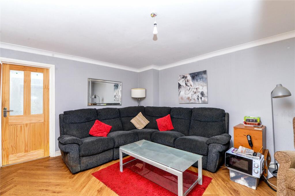 Additional image 12 of Derwent Road, New Milton, Hampshire, BH25