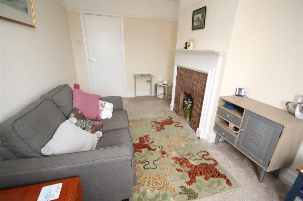 Additional image 3 of Seaward Avenue, Barton on Sea, New Milton, Hampshire, BH25