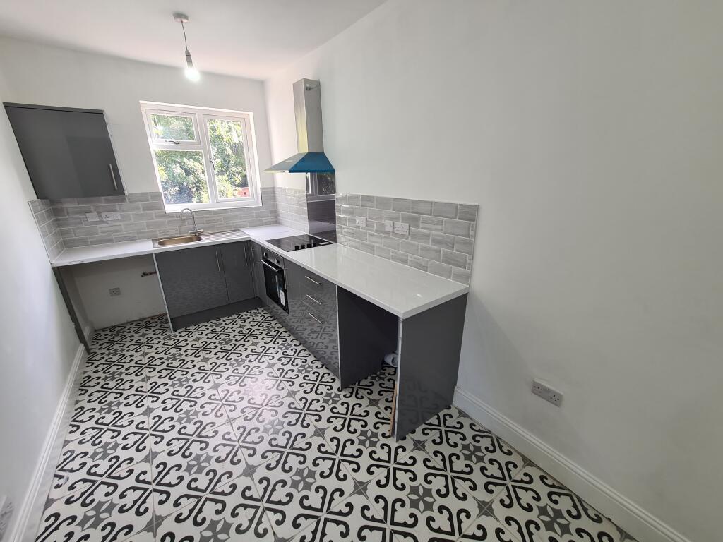 Additional image 9 of 52B Cradley Road, Cradley Heath