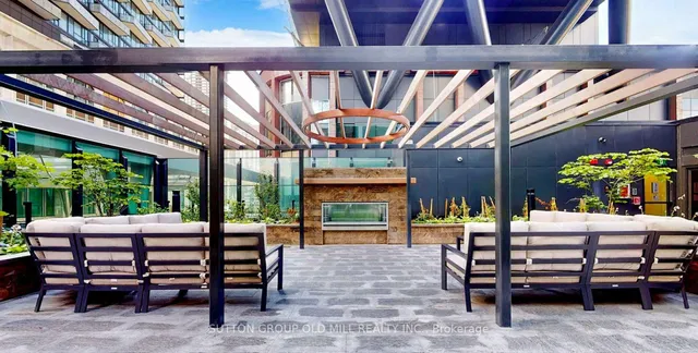 Additional image 42 of 455 Wellington St Unit 711