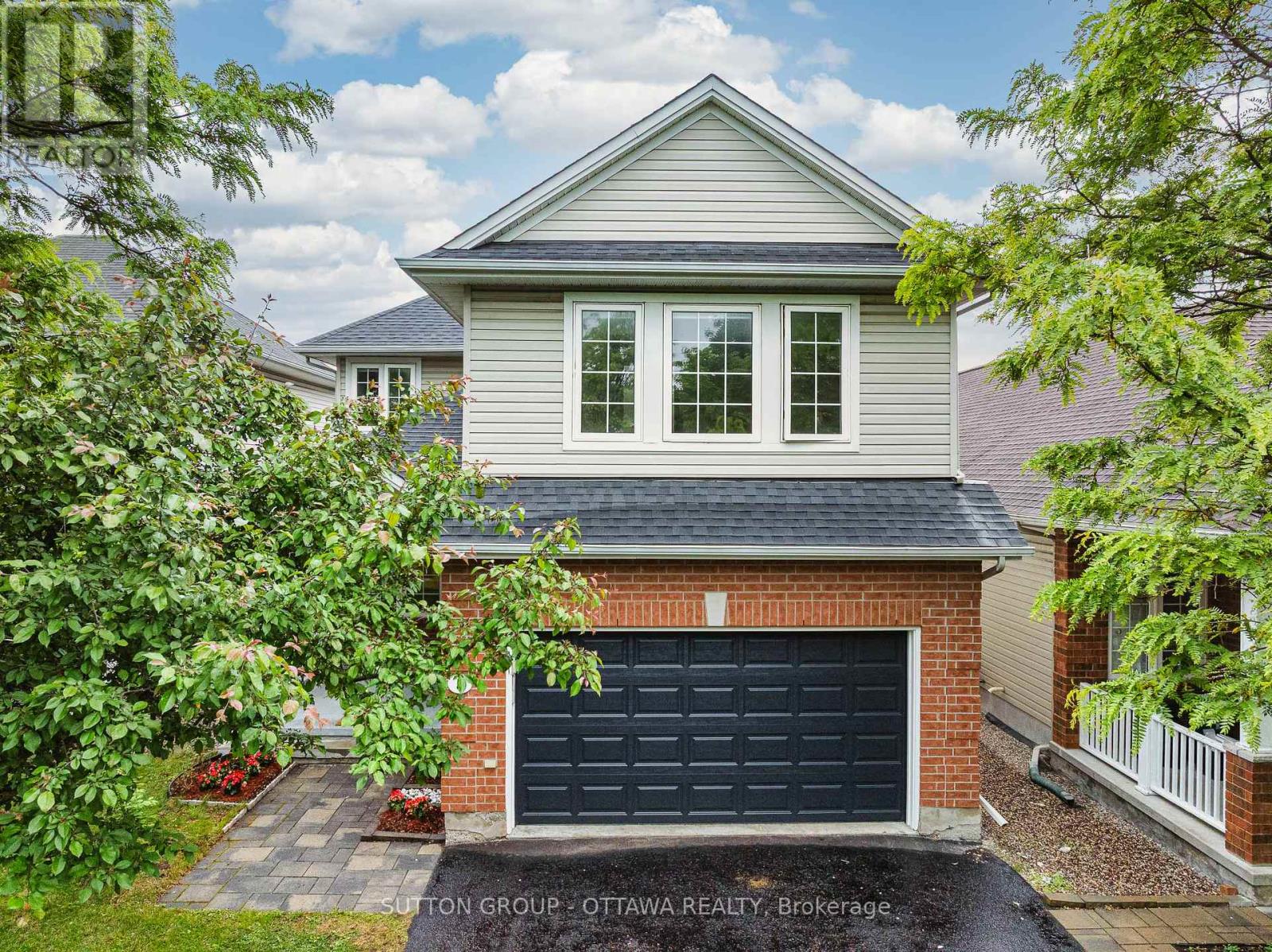 Property image for 8 DUNN STREET|Ottawa, Ontario K2K3J8