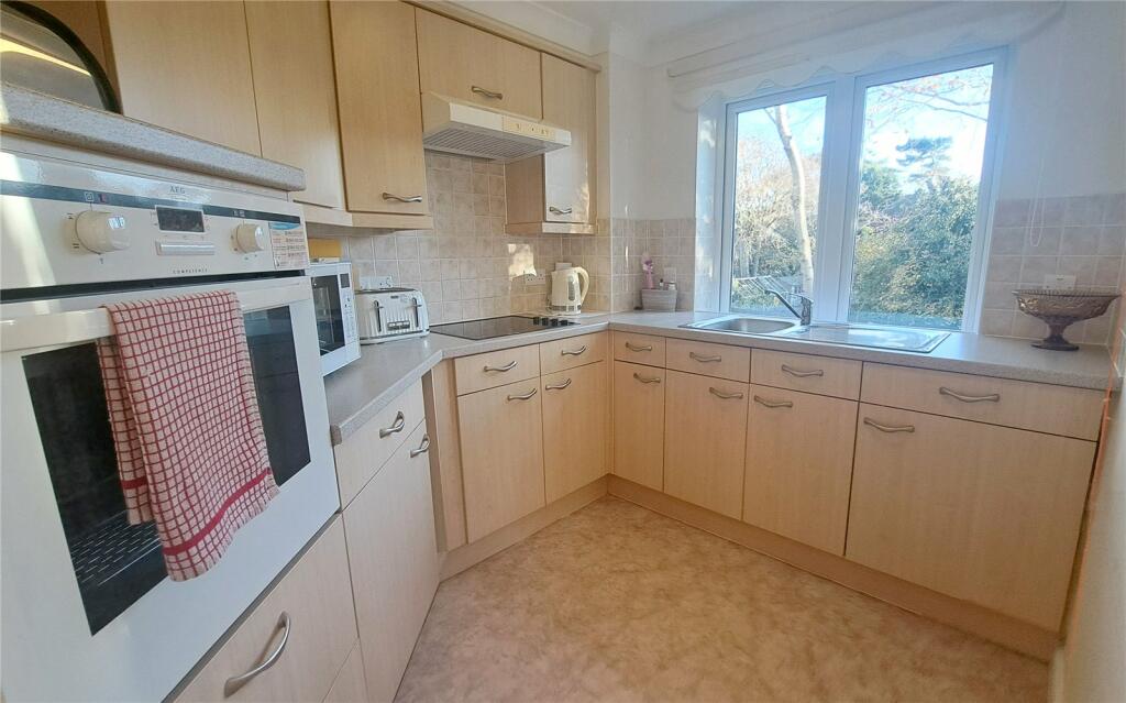 Additional image 12 of Wortley Road, Highcliffe, Christchurch, Dorset, BH23