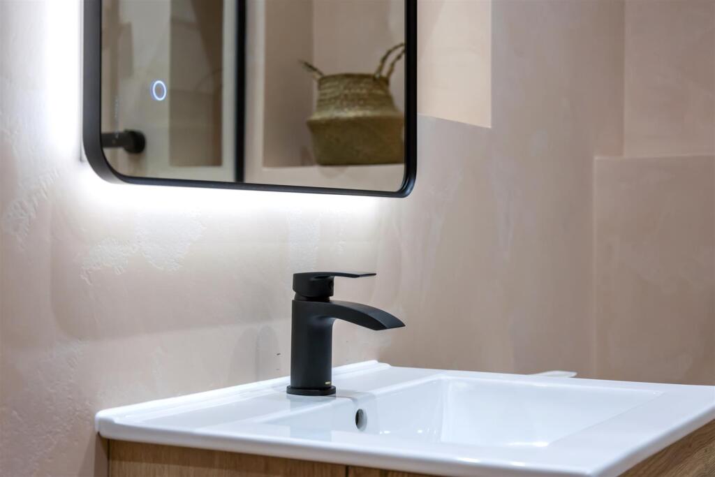 Additional image 19 of Queen Square, Brighton