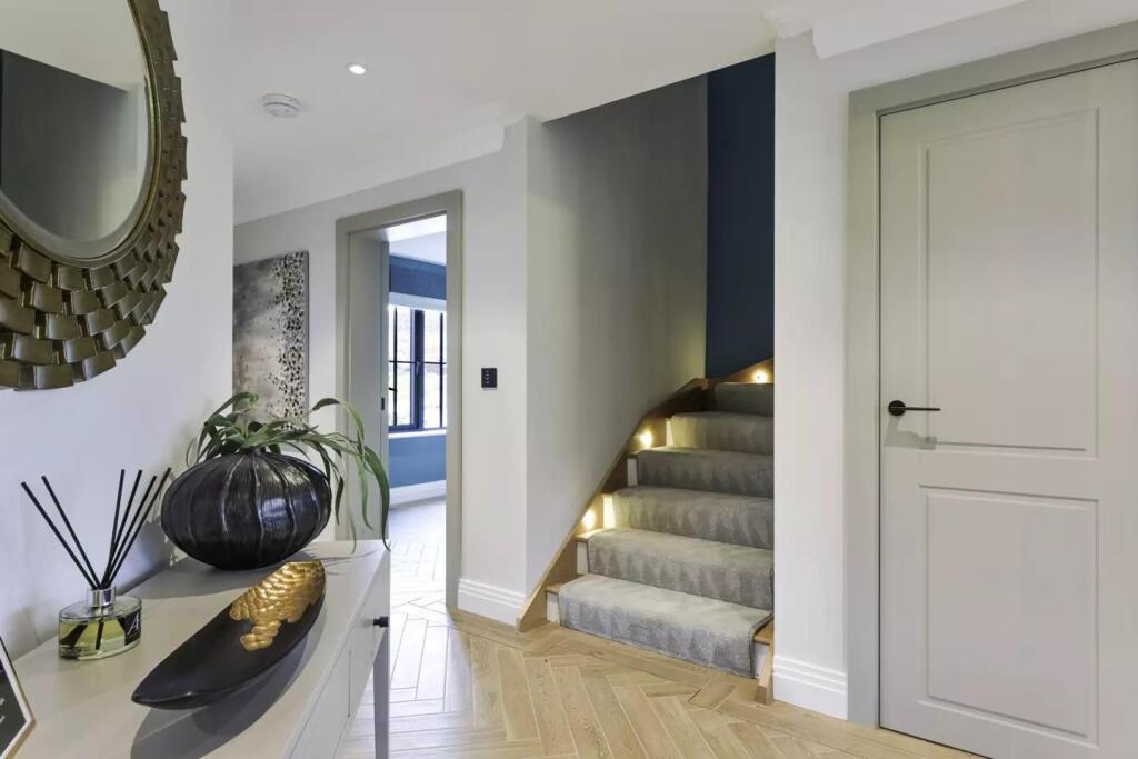 Additional image 11 of Kemp, Skylarks, Rottingdean