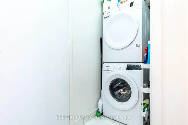 Additional image 12 of 15 Queens Quay St Unit 3202