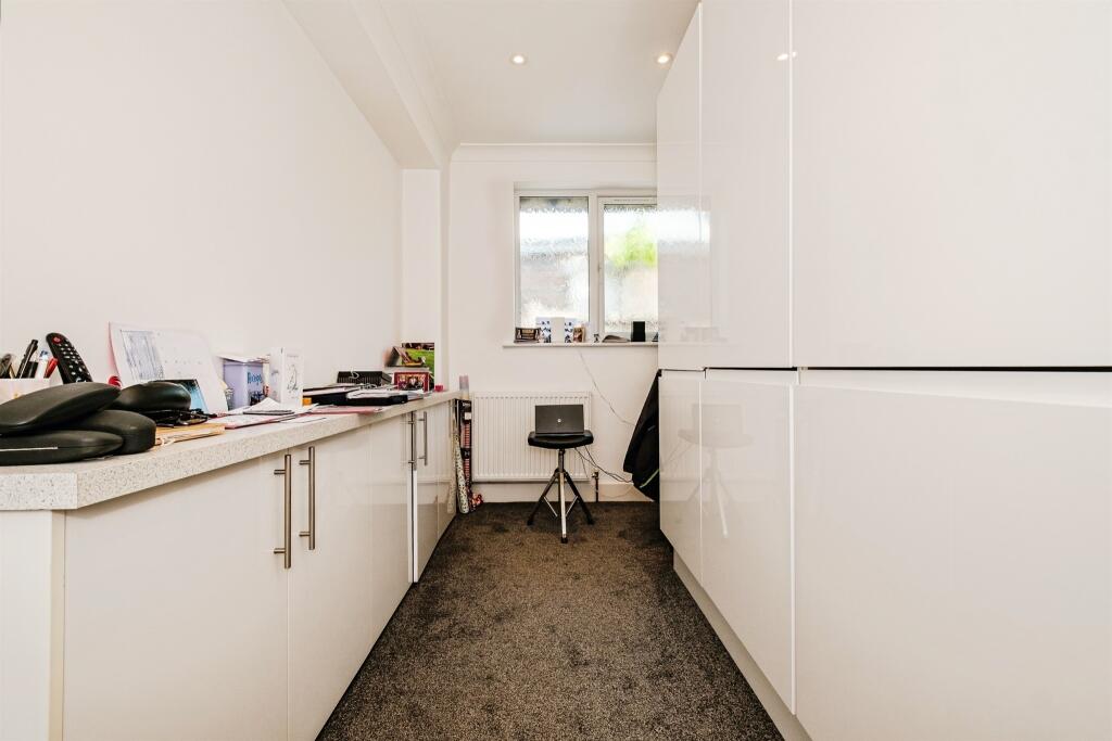 Additional image 14 of Central Avenue, Worthing