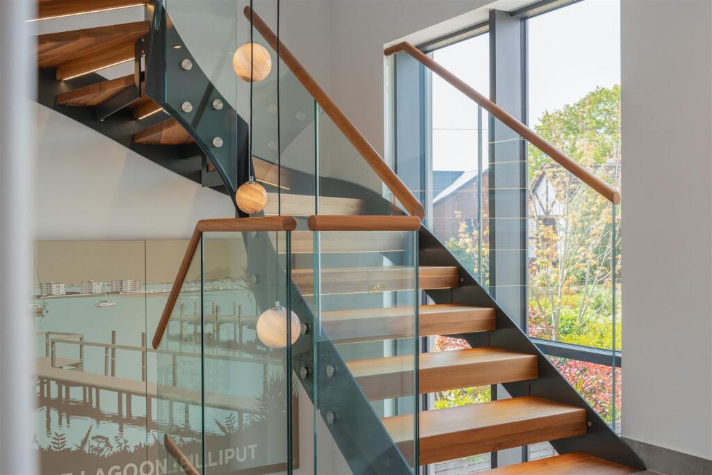 Additional image 13 of Elms Avenue, Lilliput