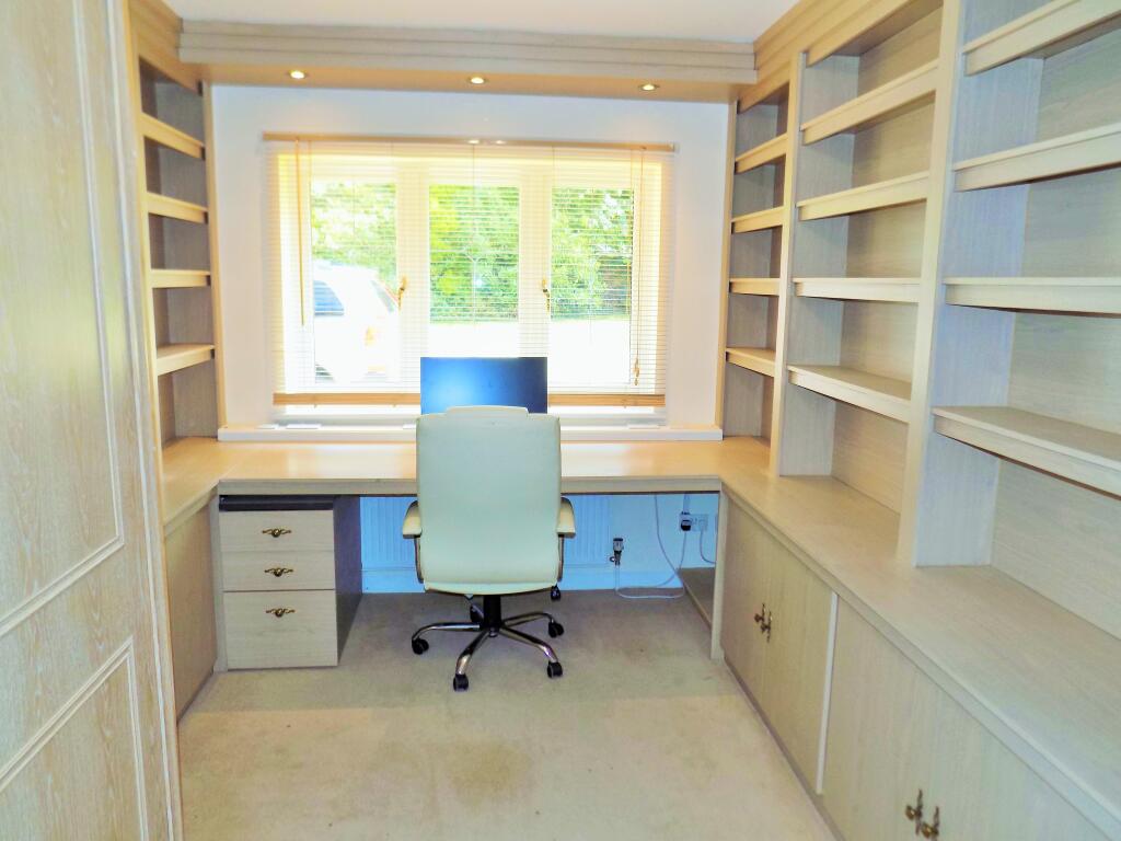 Additional image 11 of Matchams