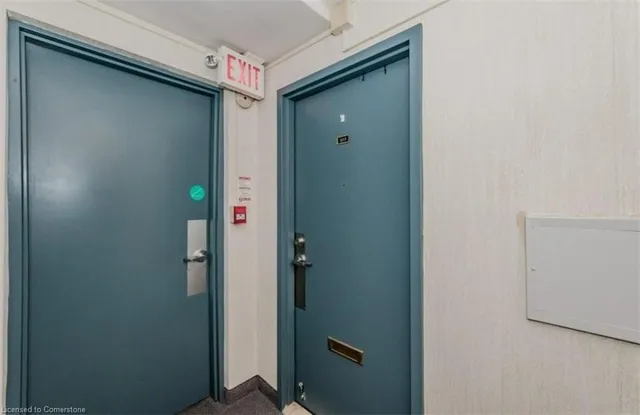 Additional image 4 of 24 Midland Dr Unit 303