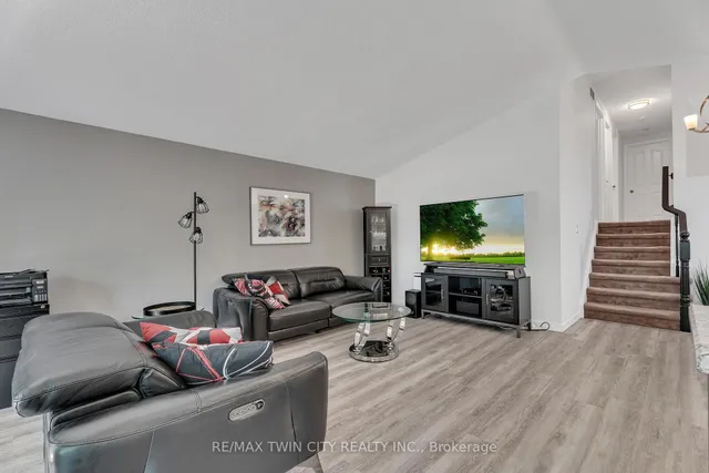 Additional image 7 of 4 Orchid Cres
