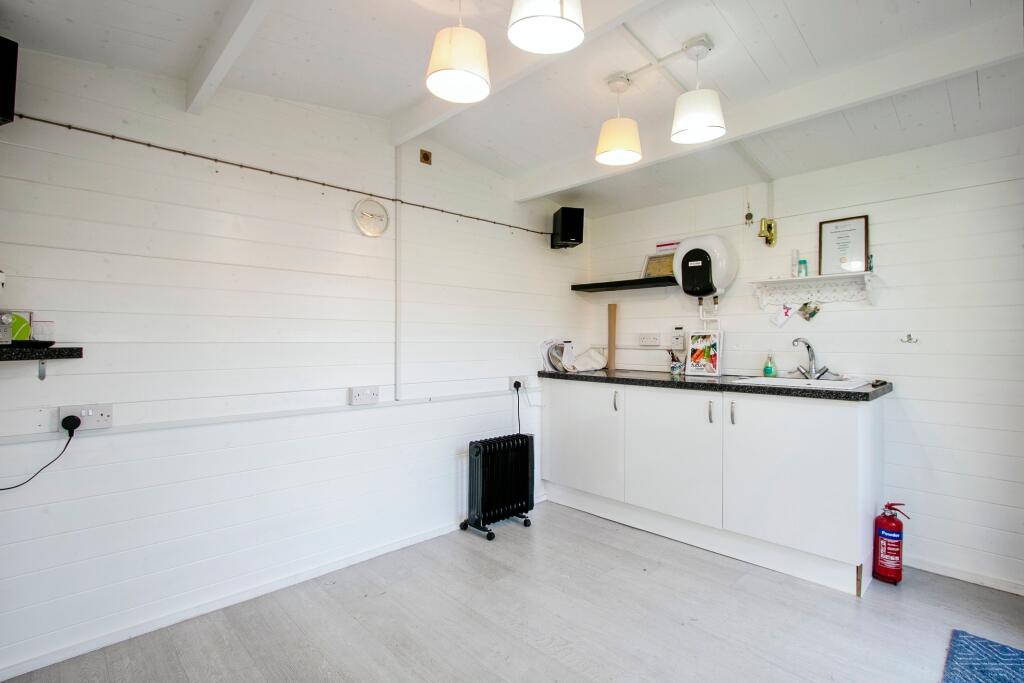 Additional image 14 of Sandringham Close, MUSCLIFF, Bournemouth, Dorset, BH9