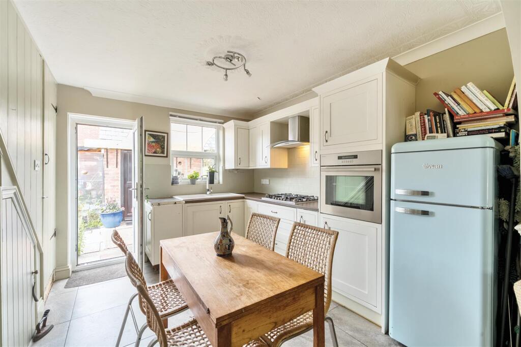 Additional image 4 of Chapel Lane, Wimborne