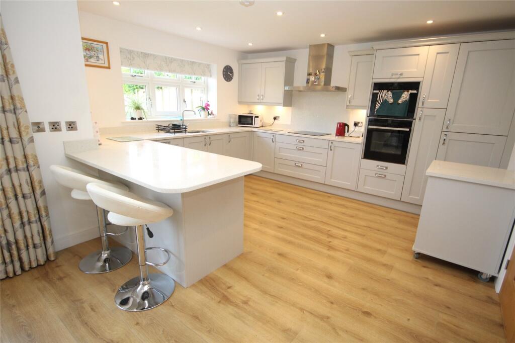 Additional image 4 of Barton Court Avenue, Barton on Sea, New Milton, Hampshire, BH25