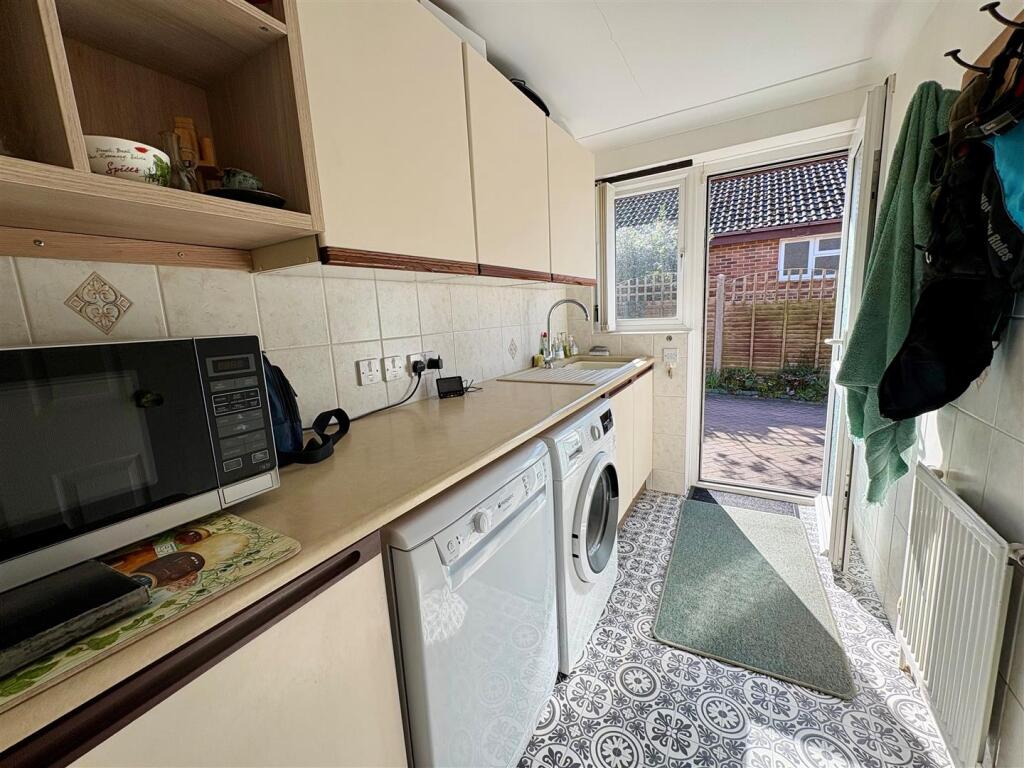 Additional image 19 of Manor Road, Verwood