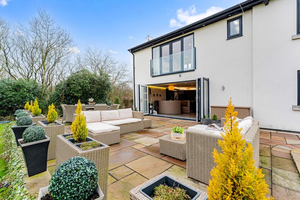 Additional image 40 of Hunt Fold House, Greenmount, BL8 4 - An Idyllic Setting for Family Life