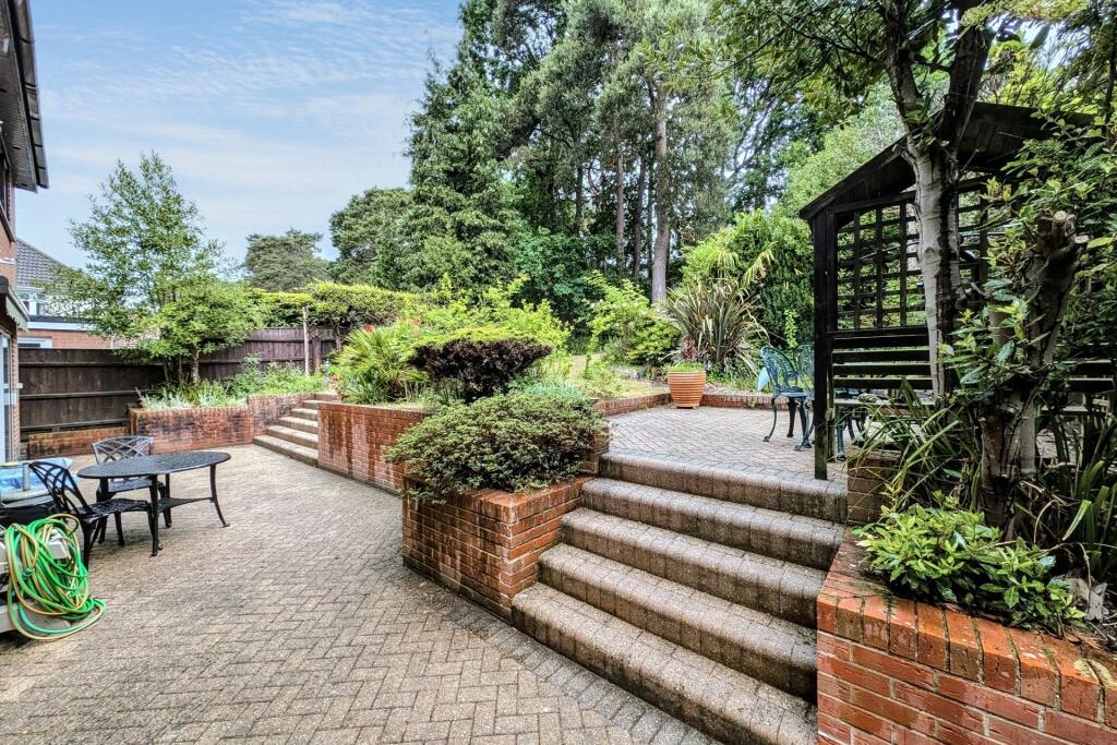 Additional image 14 of Queens Park Avenue