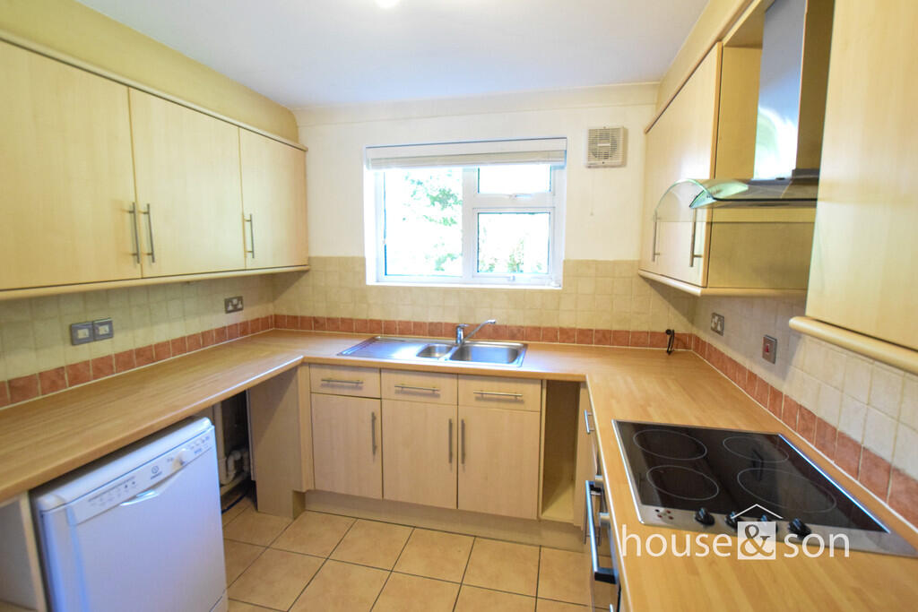 Additional image 9 of Garden Flat, Alverton Court, 26a Wimborne Road, Bournemouth, BH2