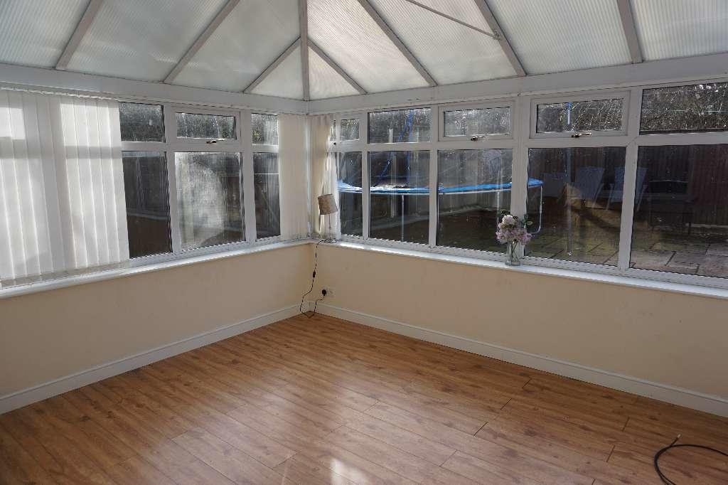 Additional image 5 of Spinney Rise, Bradford, BD4