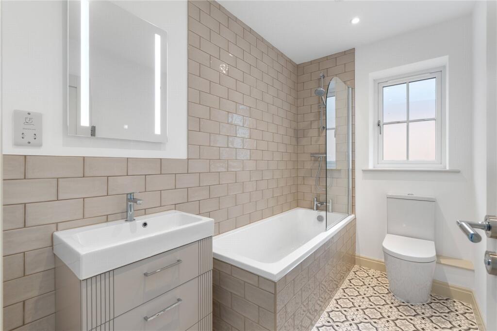 Additional image 8 of Christchurch Road, Ringwood, Hampshire, BH24