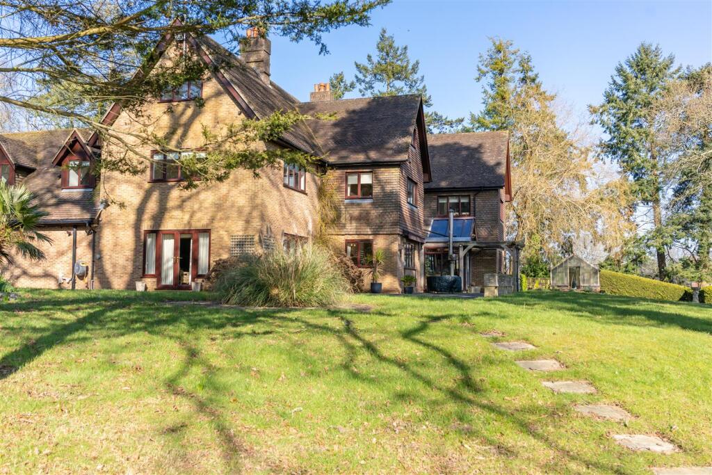 Additional image 21 of Arrowsmith Road, Wimborne