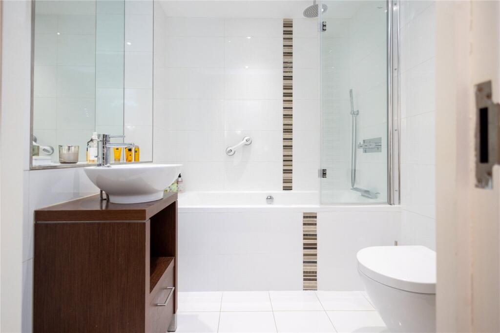 Additional image 19 of Alipore Close, Lower Parkstone, Poole, Dorset, BH14