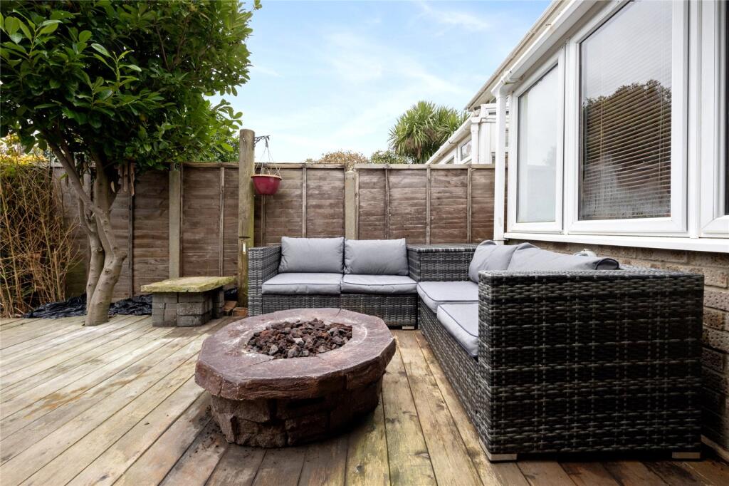 Additional image 7 of Southfields Road, Littlehampton, West Sussex, BN17