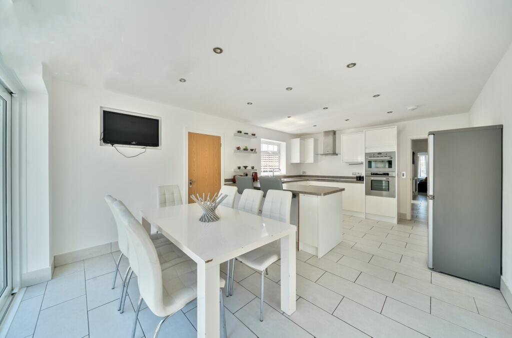 Additional image 15 of Desmond Way, Brighton