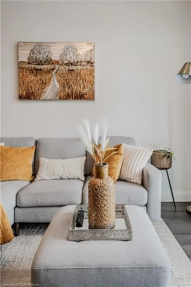 Additional image 15 of 399 Queen St Unit 313