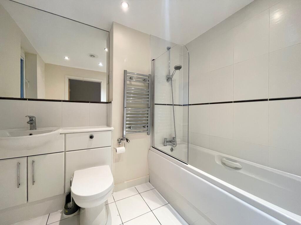 Additional image 5 of Horsted Court - P1595